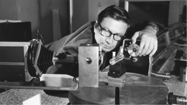 Professor Meyer Birnboim working in his lab